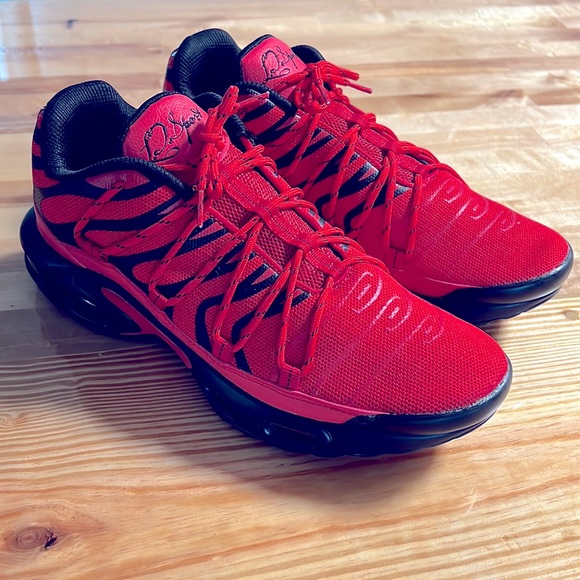 NEW! LEI SPORT Cross-Training Sneakers Red Breathable Comfy Lightweight Casual - Picture 1 of 8